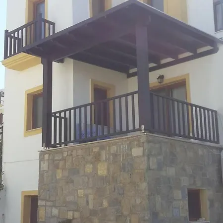 Gasthof House With Garden And Shared Pool In Bodrum Göltürkbükü